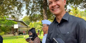 Ganjar Pranowo saat berkunjung ke Bali. Foto: BALItopik