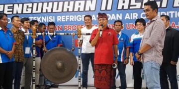 Wayan Koster Saat Membuka Kegiatan ASISI DPD Bali. Ist