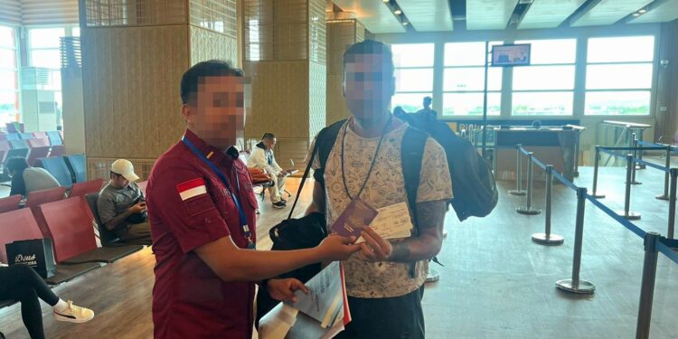 WNA Amerika Eks Napi Narkotika Dideportasi Imigrasi Singaraja. Ist