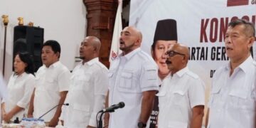 Made Muliawan Arya alias De Gadjah (ketiga dari kanan). -IST