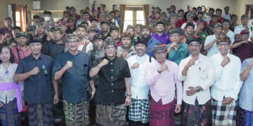 Tokoh Puri Anyar Ubud dan Masyarakat Gianyar saat bertemu dengan Giri Prasta di Puspem Badung.