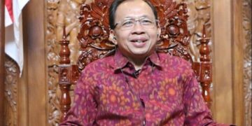 I Wayan Koster (situs resmi Biro Hukum Setda Prov. Bali)