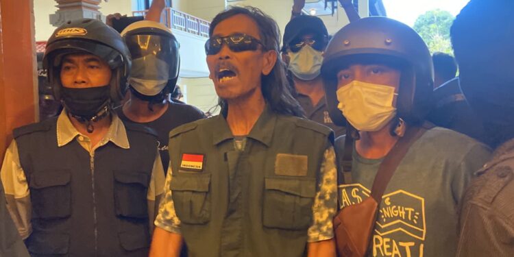 Potret Ormas Patriot Garuda Nusantara (PGN) membubarkan diskusi People's Water Forum