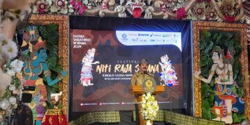 Menko Polhukam RI, Hadi Tjahjanto saat membuka Festival Sastra Saraswati Sewana 2024. -Balitopik.com