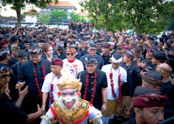 Laskar Bali dan Baladika Bersatu Dukung Koster-Giri. IST