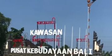 Gerbang Kawasan Pusat Kebudayaan Bali, Klungkung. -IST