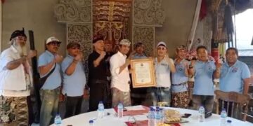 Young90's saat memberikan dukungan kepada pasangan KATA di Gianyar. -IST