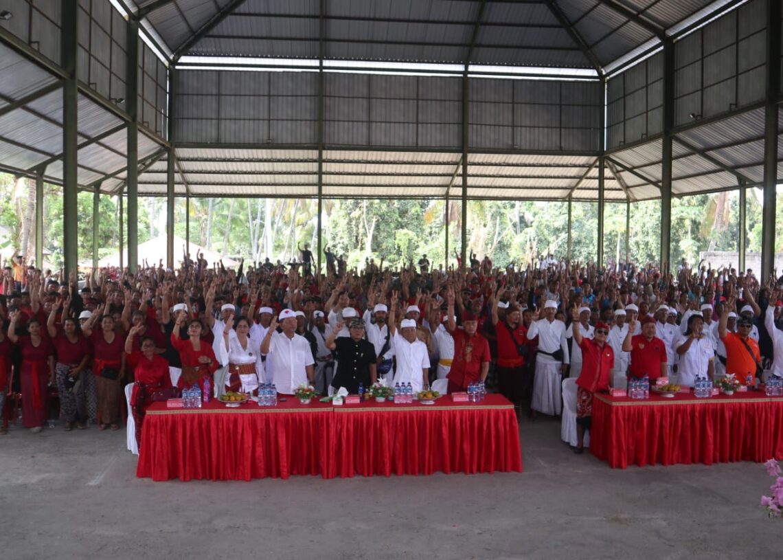 Koster-Giri saat kampanye di GOR Basimejajar, Buleleng. -IST