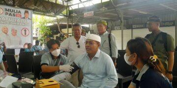 Gede Ngurah Ambara Putra saat melakukan pemeriksaan kesehatan. -Balitopik.com