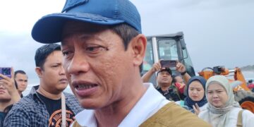 Menteri Lingkungan Hidup Hanif Faisol Nurofiq. -Balitopik.com