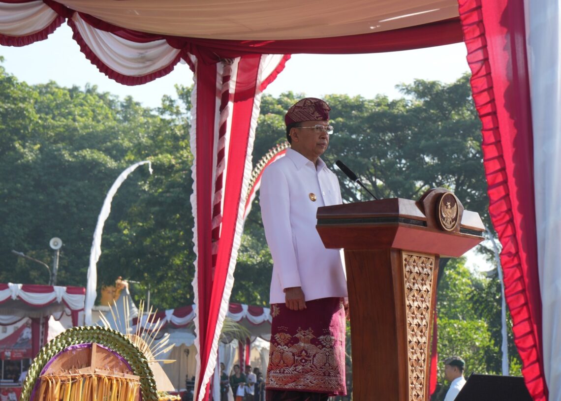 Gubernur Bali, Wayan Koster. -Balitopik.com