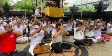 Warga Lapas Kerobokan Gelar Persembahyangan Bersama. -Balitopik.com