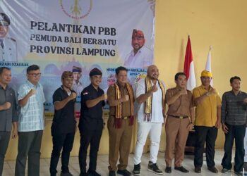 Pelantikan Pengurus Pemuda Bali Bersatu (PBB) di Lampung. -IST