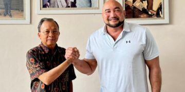 Wayan Koster dan De Gadjah saat pertemuan di rumahnya De Gadjah, (10/2/2025).