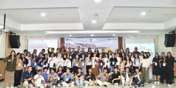 Puluhan mahasiswa dari berbagai kampus di Bali yang ikut pelatihan fotografi jurnalistik oleh kantor berita ANTARA. -IST