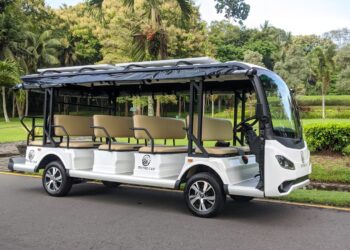 Ilustrasi shuttle bus listrik beroperasi di Sanur. -IST