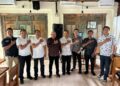 I Nyoman Oka Antara (empat dari kiri) dan Kasubdit I Ditintelkam Polda Bali beserta jajaran. -Balitopik.com