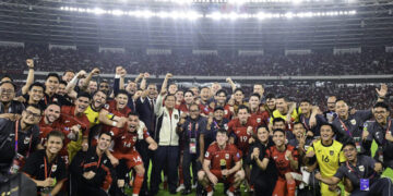 Presiden Prabowo Subianto berfoto bersama para pemain usai menang atas Bahrain. -BPMI Setpres