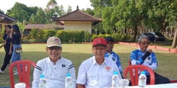 Ketua Pergatsi Denpasar, Agus Dei (kiri) bersama Sekretaris Umum KONI Kota Denpasar Made Darmiyasa. -IST