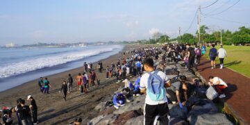 Rumah KaKek Laksanakan Gerakan Bali Bersih di Padanggalak. -Balitopik.com