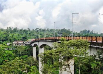 Jembatan Tukad Bangkung di Kecamatan Petang, Badung. -IST