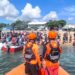 Proses evakuasi korban kecelakaan jukung di Tanjung Benoa, Kuta Selatan. -SAR Bali