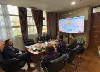 Pertemuan perwakilan BBF Bali, SumbaMedia HUB, Samsara Living Museum dan Tuksedo Studio dengan Giring Ganesha. Balitopik.com