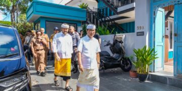 Bupati dan Wakil Bupati Badung, I Wayan Adi Arnawa dan Bagus Alit Sucipta serta dinas terkait saat lakukan sidak. -Balitopik.com