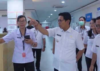 Bupati Badung I Wayan Adi Arnawa saat inpeksi ke Rumah Sakit Daerah (RSD) Mangusada Kabupaten Badung. -Balitopik.com