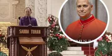 Gubernur Bali Wayan Koster saat silaturahmi dengan umat katolik di Gereja Katederal Keuskupan Denpasar pada 1 Januari 2025. -Dok/Balitopik.com