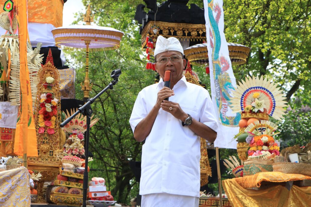 Sambutan Gubernur Bali Wayan Koster.