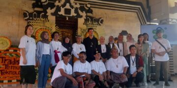 Potret kegiatan Tradisi Temu Teknologi di Kelurahan Serangan, Denpasar, Bali. -Balitopik.com