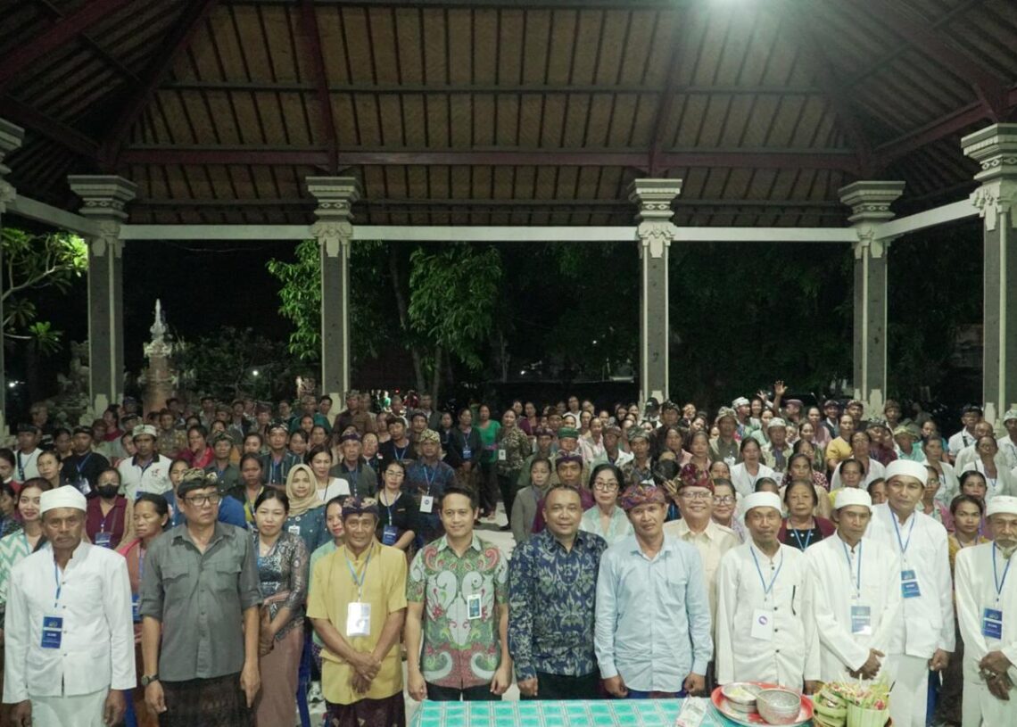 Tim sosialisasi MBG di Desa Tuwed, Jembrana Bali. -Balitopik.com