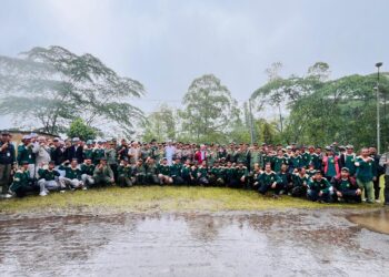218 MMP yang dikukuhkan untuk jaga hutan Bali Timur. -Humas Pemprov Bali