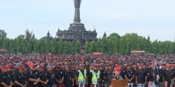 Pecalang se-Bali saat Gelar Agung di Renon beberapa waktu lalu. -IST