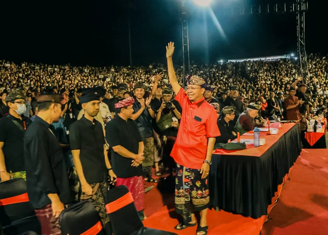 Gubernur Bali Wayan Koster saat berada di acara PKB-47. -Humas Pemprov Bali