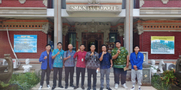 ITB STIKOM Bali Dukungan Kreativitas dan Kompetensi Digital Siswa SMK Negeri 1 Sukawati. -IST