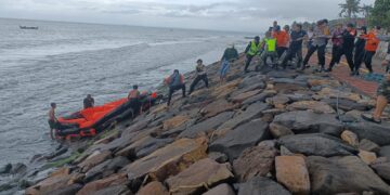 Tim SAR Gabungan Lakukan Pencarian Korban Hilang KMP Tunu Pratama Jaya di Laut, Udara dan Darat. -IST