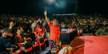 Gubernur Bali Wayan Koster