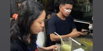 Kiri: Fabiola Dianira (detikBali.com) dan Rovin Bou (Balitopik.com) usai diintimidasi. -Balitopik.com