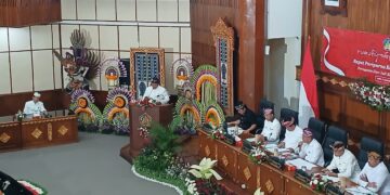 sidang paripurna DPRD Bali ke-34 dan ke 35, di Kantor Gubernur Bali, Kamis (14/8/2025).