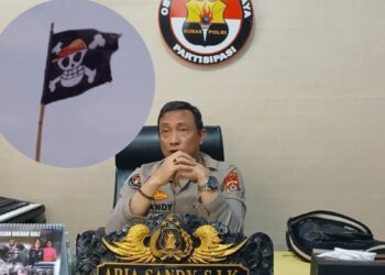 Kolase: Kabid Humas Polda Bali Komisaris Besar Polisi Ariasandy dan Bendera One Piece. -Balitopik.com