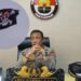 Kolase: Kabid Humas Polda Bali Komisaris Besar Polisi Ariasandy dan Bendera One Piece. -Balitopik.com