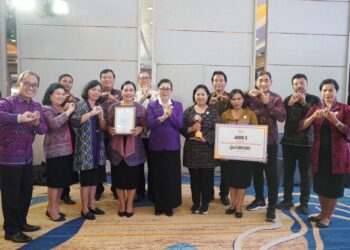 Ny. Putri Suastini Koster dan Tim Pembina Posyandu Provinsi Bali. -IST/Balitopik.com