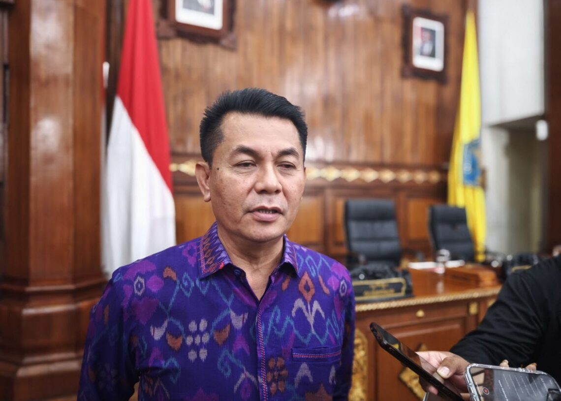 Ketua DPRD Bali Dewa Made Mahayadnya alias Dewa Jack. -Balitopik.com