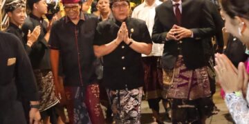 Wakil Gubernur Bali, I Nyoman Giri Prasta saat hadiri pengukuhan ST Yowana Dhika. -Balitopik.com