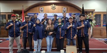 Pengurus PW IWO Bali, PD IWO Badung dan PD IWO Kota Denpasar. -Balitopik.com