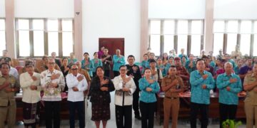 Tim Duta Pengelolaan Sampah Berbasis Sumber (PSBS) PADAS saat sosialisasi di Karangasem. -Balitopik.com