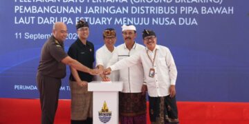 Groundbreaking Pembangunan Jaringan Distribusi Pipa Bawah Laut. -IST/Balitopik.com