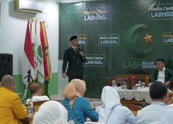 Gugum Ridho Putra saat mengisi materi. -IST/Balitopik.com